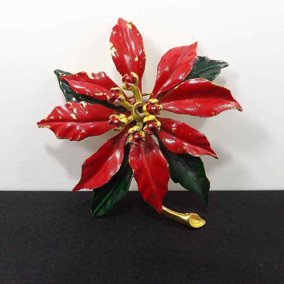 Weiss Poinsettia Brooch, Gold Plated Red Enamel, 1950s Vintage Jewelry - Picture 10 of 10